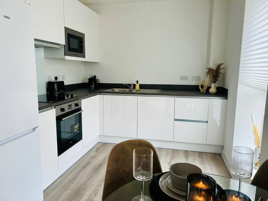 Hessian Lounge -Wyndale- Central 2Br W/Parking Birmingham Extérieur photo