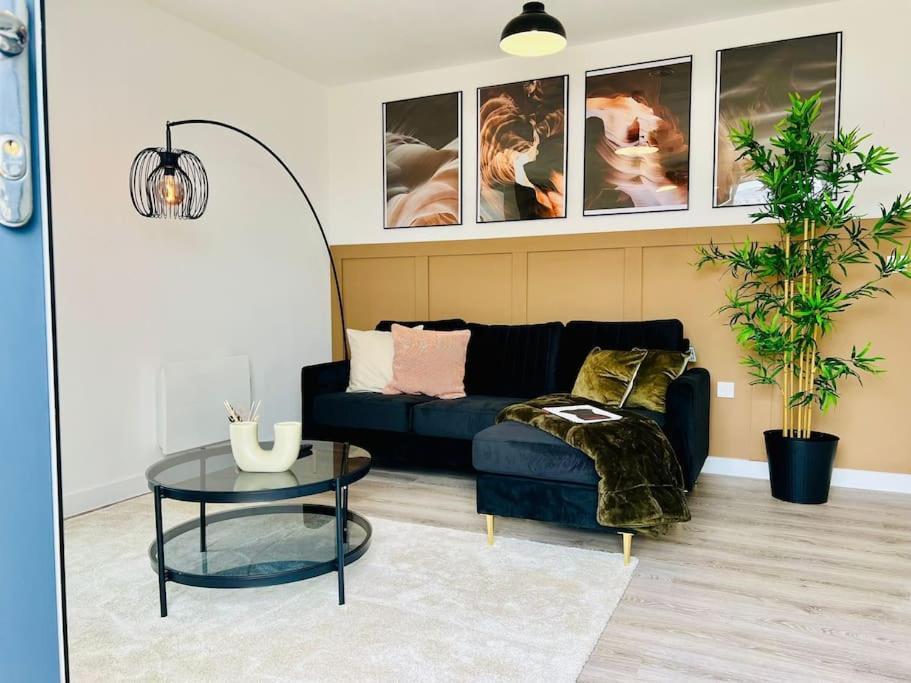 Hessian Lounge -Wyndale- Central 2Br W/Parking Birmingham Extérieur photo