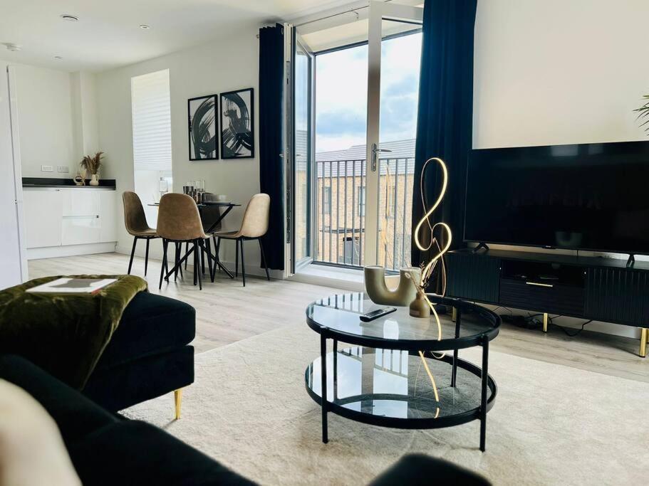 Hessian Lounge -Wyndale- Central 2Br W/Parking Birmingham Extérieur photo